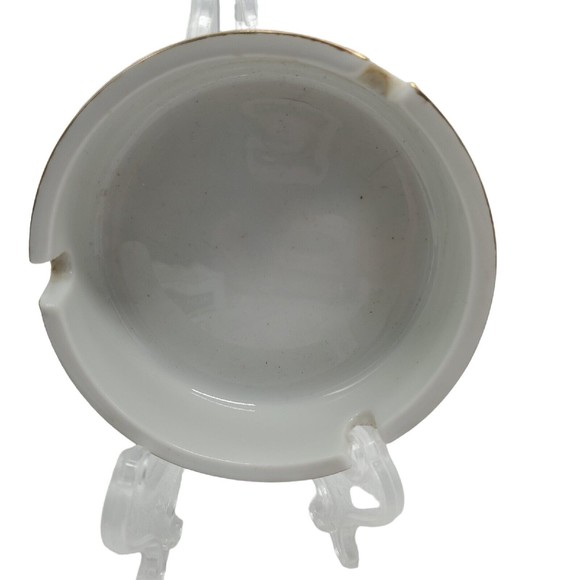 Vintage Trump Taj Mahal Atlantic, NJ Casino Hotel Ashtray Glass Round Ash Tray - Picture 3 of 8